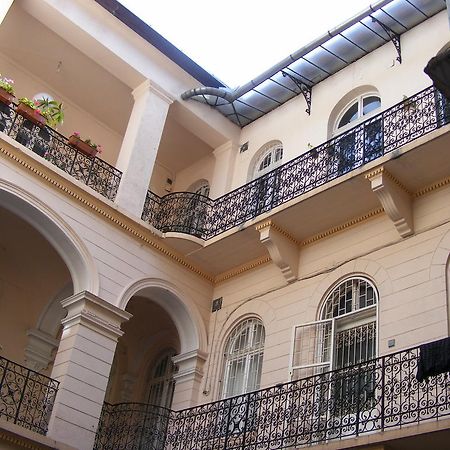 Yolo Hostel Budapeşte Dış mekan fotoğraf