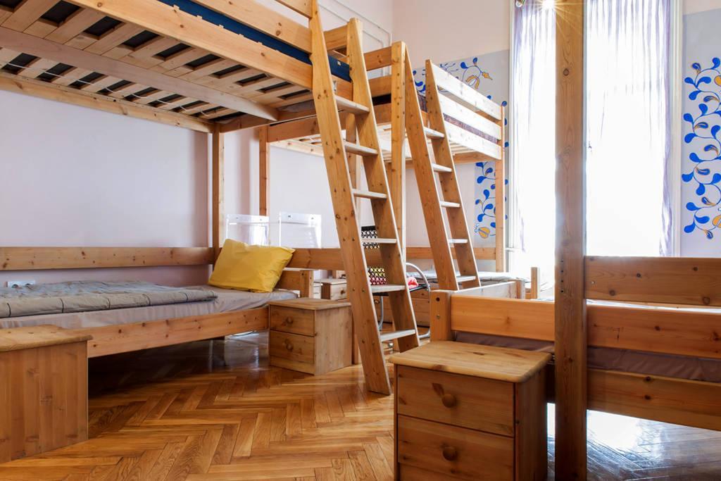 Yolo Hostel Budapeşte Oda fotoğraf