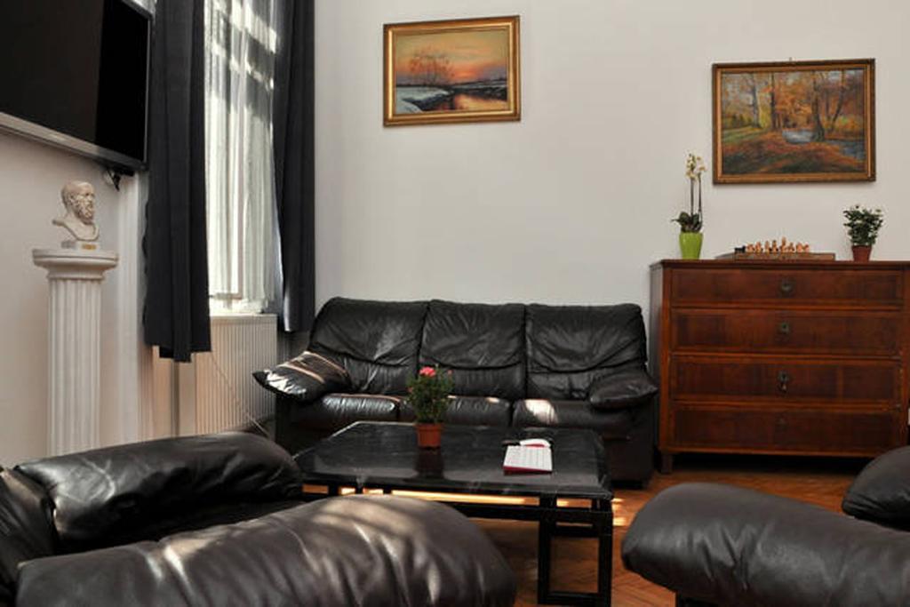 Yolo Hostel Budapeşte Oda fotoğraf