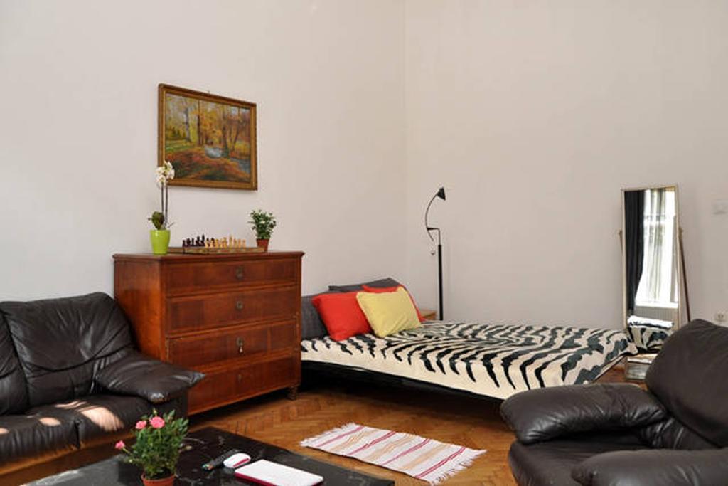 Yolo Hostel Budapeşte Dış mekan fotoğraf