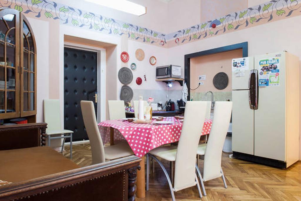 Yolo Hostel Budapeşte Dış mekan fotoğraf